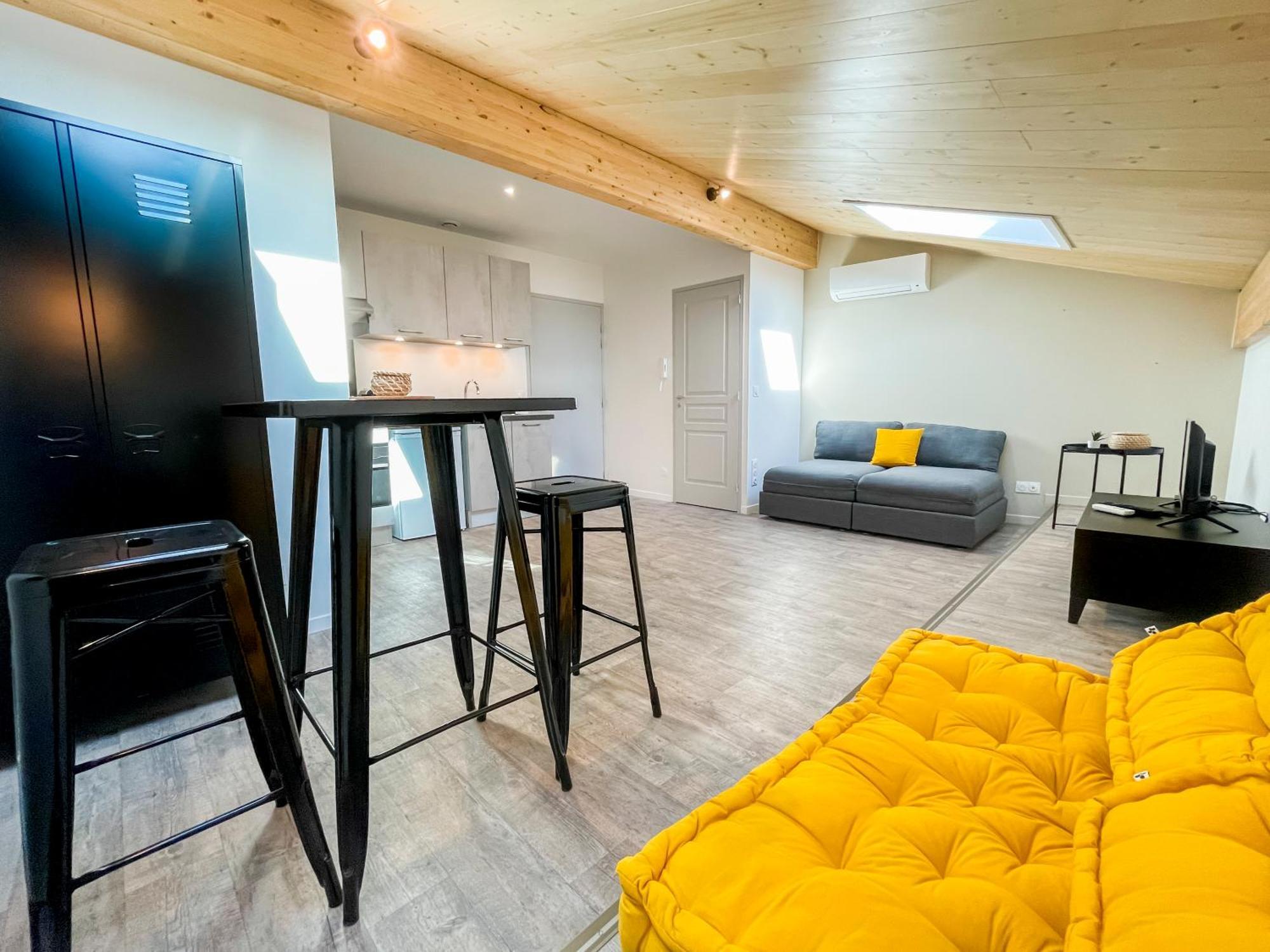 Studios Climatises En Centre Ville Bordeaux Luaran gambar