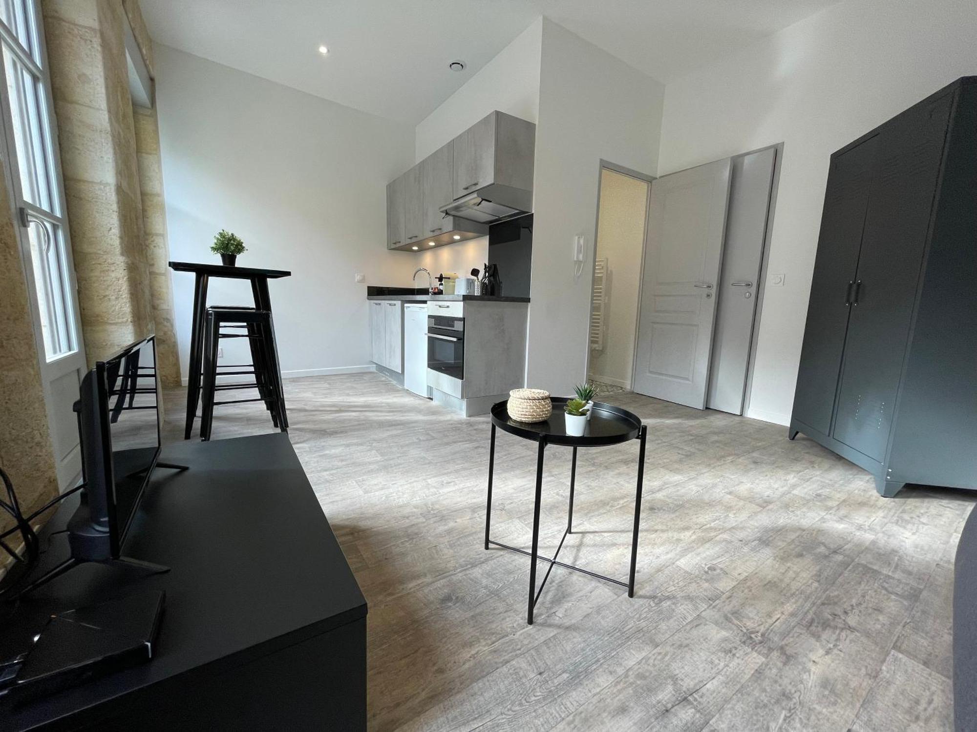 Studios Climatises En Centre Ville Bordeaux Luaran gambar